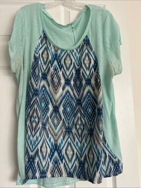 Maurices Mint Green Short Sleeve Top with Blue Aztec Panel